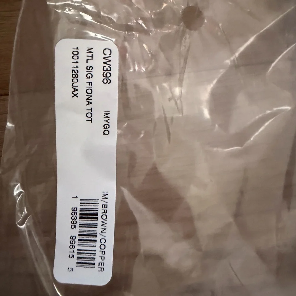 Coach Fiona Zip Tote Bag